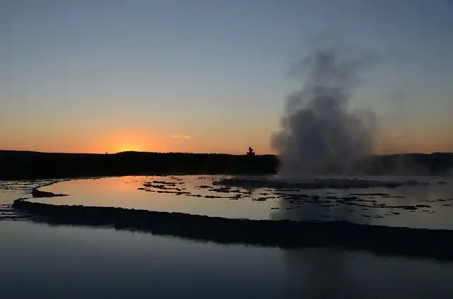 geyser image