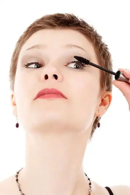 mascara image