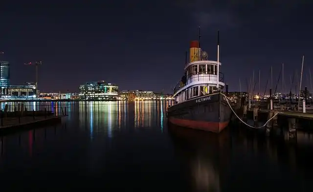 steam-boat image